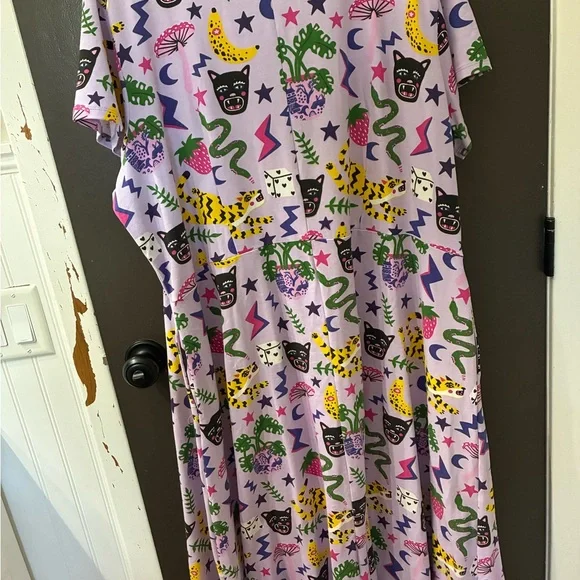 Nooworks 5X CUTE AS HECK Multicolor Graphic Print Dress! - Picture 2 of 4